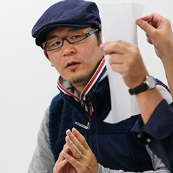 アートディレクター 徳間貴志氏の顔写真